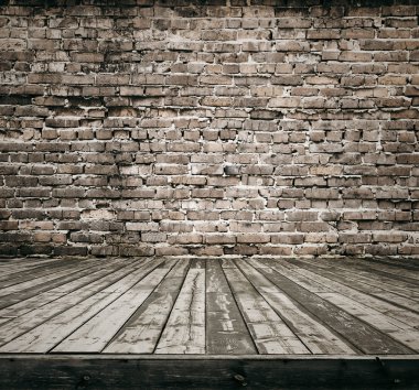 Tuğla duvarlı eski oda