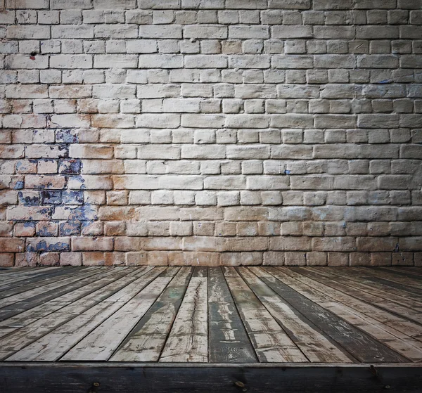 Altes Zimmer mit gemauerter Wand — Stockfoto