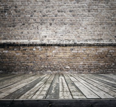 Tuğla duvarlı eski oda