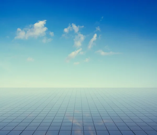 Blue sky and mirror floor — Stock Photo, Image