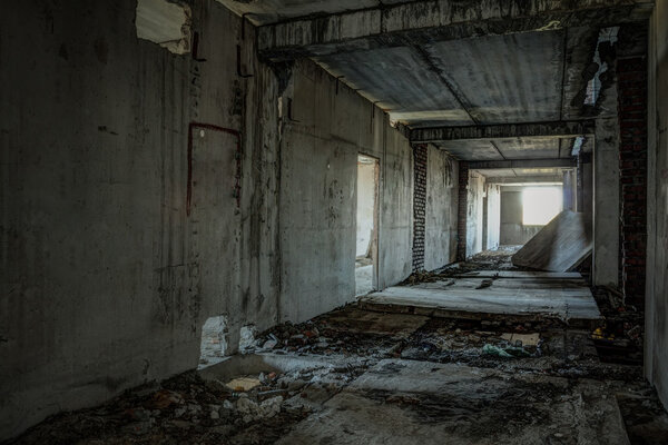 old abandoned building 