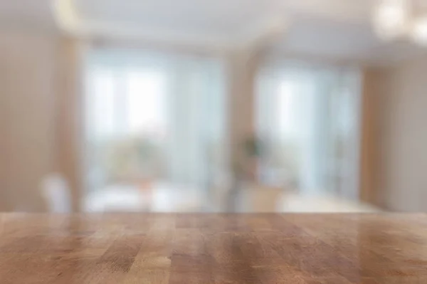 Brauner Holztisch Wohnzimmer — Stockfoto