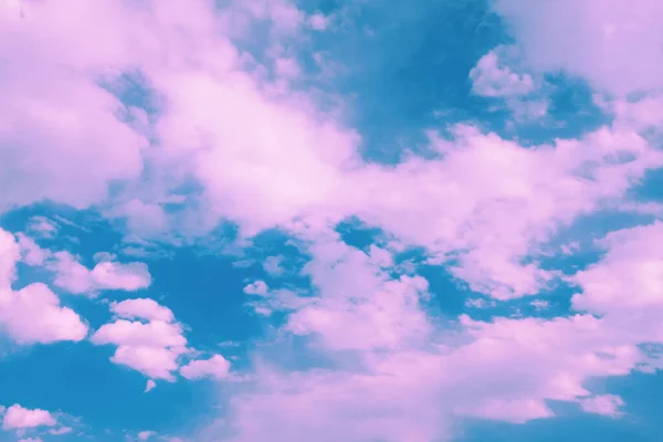 Pembe Bulutlar Neon Gökyüzü Arkaplanı — Stok fotoğraf