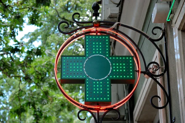 Green medical sign — Stock Photo, Image