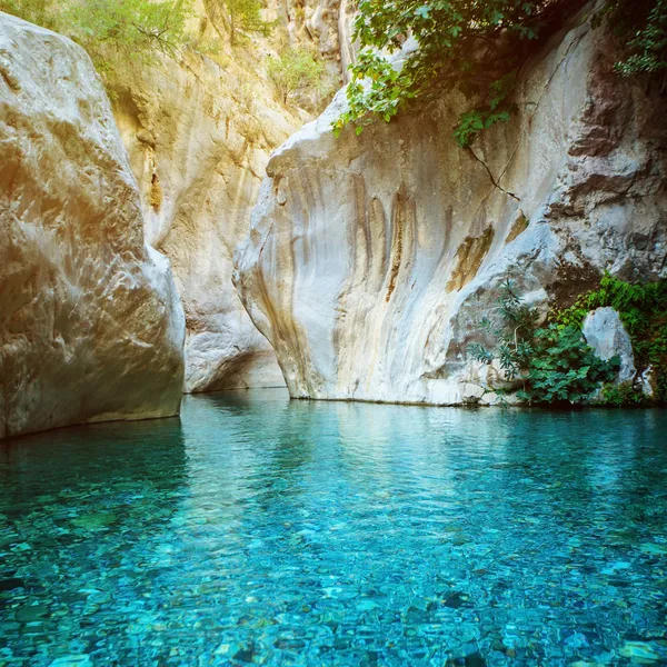 Étang en montagne — Photo