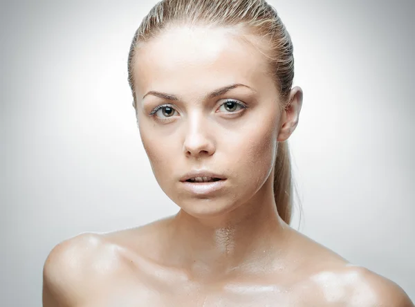 Portrait of beautiful young woman with drops of water — Stock Photo, Image