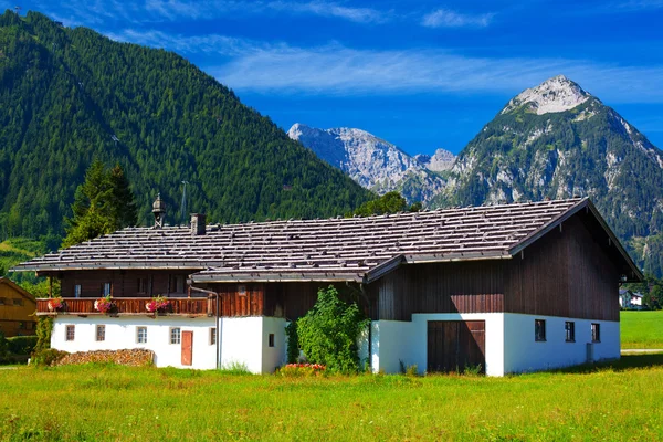 Traditionshaus — Stockfoto