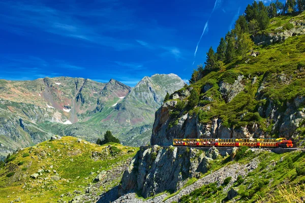 Pirineos Montañas —  Fotos de Stock