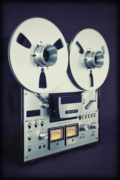 Stereoweergave (analoog) open reel tape deck recorder vintage — Stockfoto