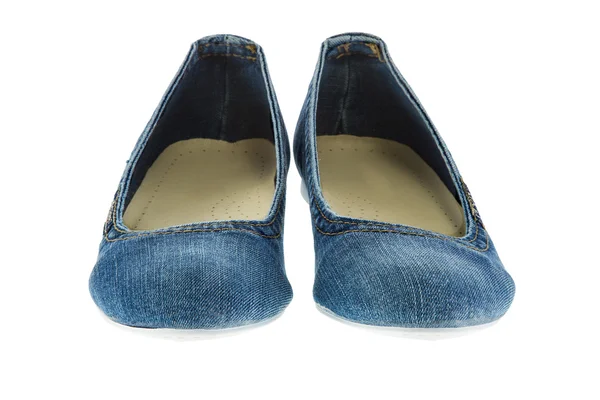 Изображение синих джинсов женщин модные тапочки — стоковое фото
