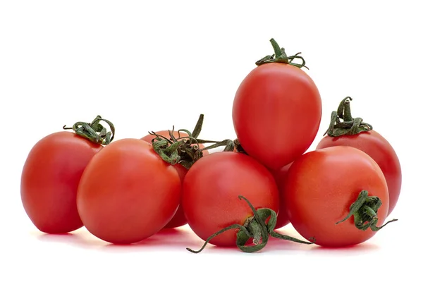 Imagen Ocho Tomates Rojos Con Colas Caballo Sobre Fondo Blanco — Foto de Stock