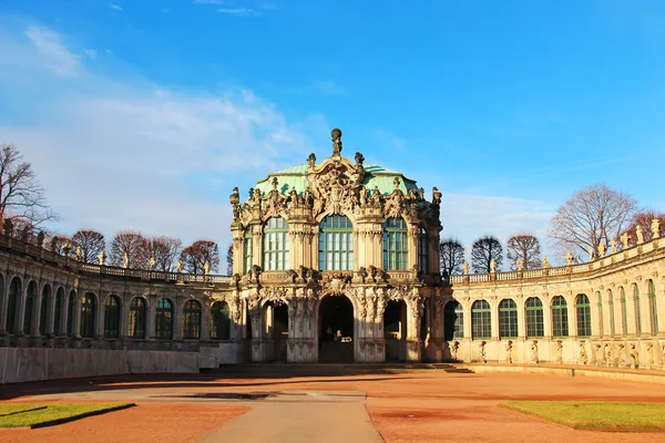 Palacio Zwinger en Dresde, Alemania — Foto de Stock
