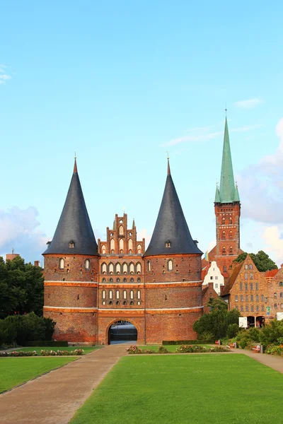 Holsten gate, lübeck, deutschland — Stockfoto