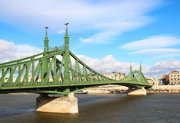 Svoboda bridge, Budapešť, Maďarsko — Stock fotografie