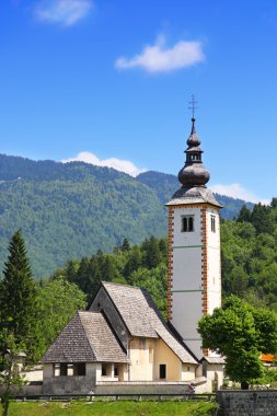 Church of St john the baptist yakınındaki bohinj Gölü, Slovenya