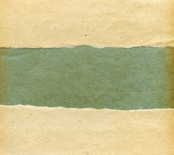 引き裂かれた汚い紙 — ストック写真