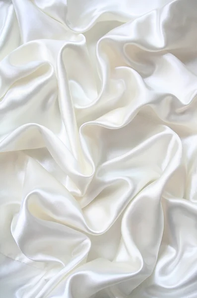 光滑雅致的白色丝绸可用作结婚背景 — 图库照片
