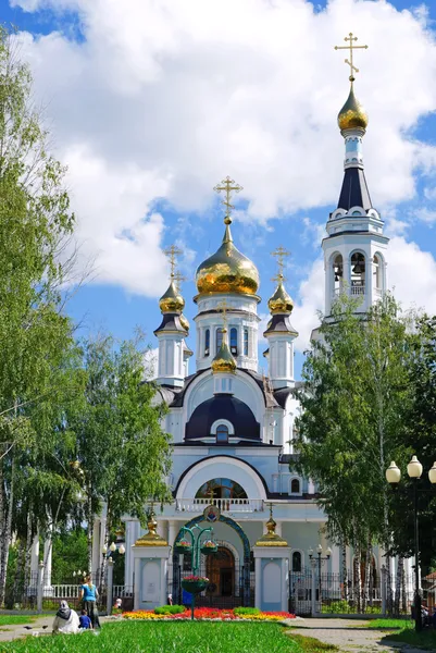 Tempel van st. tatiana, Tsjeboksary, Tsjoevasjië, Rusland. — Stockfoto