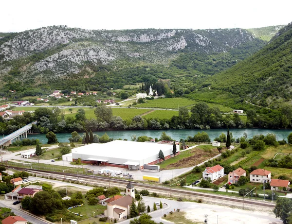 Küçük bir kasaba Pocitelj'i üzerinde görüntülemek yukarıdan Bosna-gercegovina — Stok fotoğraf