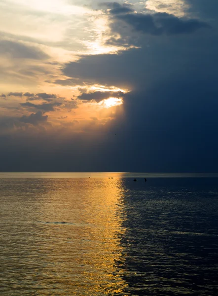 Zonsondergang boven de Baltische Zee — Stockfoto