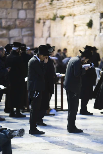 Jews being prayed at the Western Wall — Stock Photo, Image