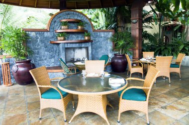 Restoran modern lüks bir açık veranda üzerinde