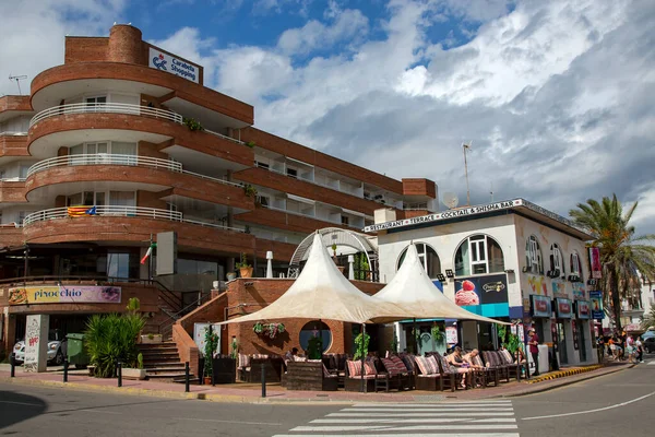 Spanien Katalonien Lloret Mar September 2021 Folk Koppla Den Öppna — Stockfoto