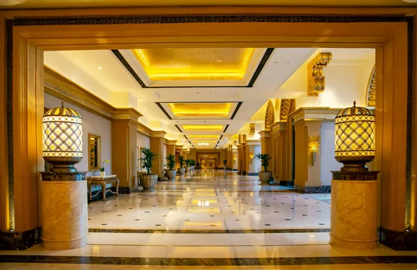 Eau Abu Dhabi Novembro 2021 Emirates Palace Luxuoso Interior Dourado — Fotografia de Stock
