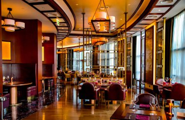 BAE, RAS AL KHAIMAH, Kasım 2021 - Waldorf Astoria 5 yıldızlı lüks otel Ras al Khaimah, Birleşik Arap Emirlikleri