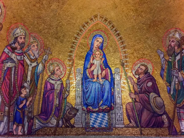 Lotyšsko Právo Září 2022 Byzantská Zlatá Mozaika Panny Marie Křesťanském — Stock fotografie