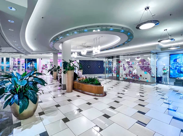 Latvia Riga July 2022 Modern Interior Multi Storey Shopping Center — Stockfoto