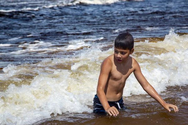 Happy Boy Splashing Waves Baltic Sea Bright Summer Day Jurmala — Stok fotoğraf