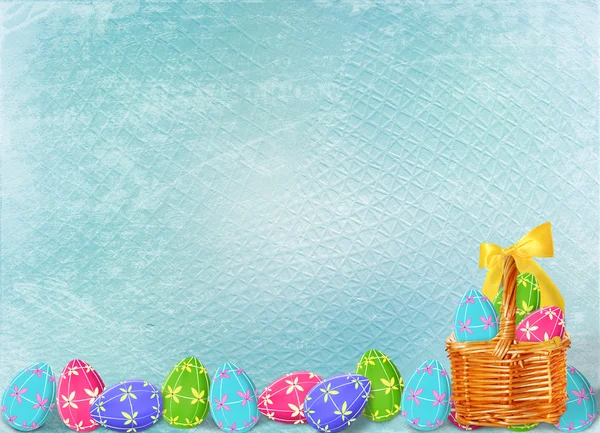 Pastelové pozadí s vícebarevné vajec na velikonoční oslavu — Stock fotografie