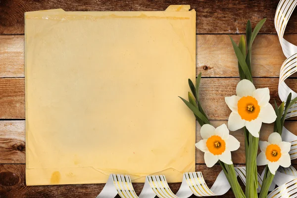 Tarjeta para invitación o felicitación con ramo de flores na —  Fotos de Stock