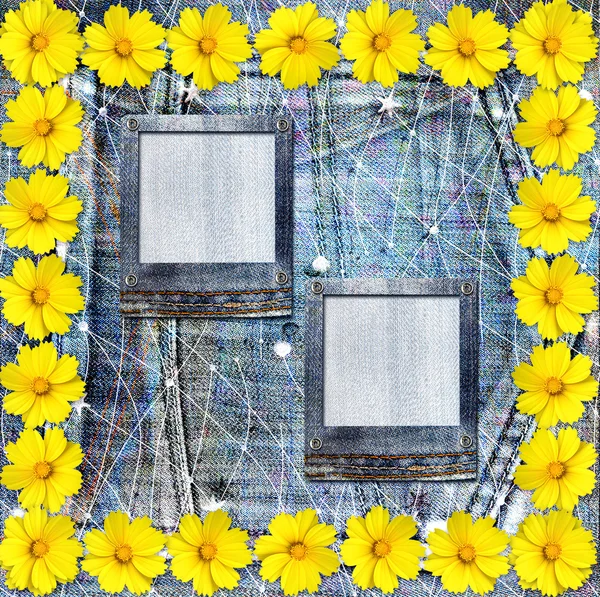 Παλιά vintage καρτ-ποστάλ με όμορφα κίτρινα λουλούδια σε μπλε τζιν — Φωτογραφία Αρχείου