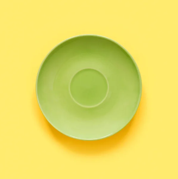 Green Color Plates Yellow Table Monochrome Minimalistic Image Hipster Style — Stok Foto