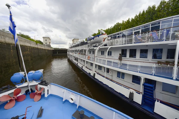 Rivier vergrendelen — Stockfoto