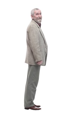 Tam boy. İş kıyafetleri içinde sıradan yaşlı bir adam. .