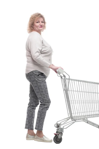 충분 한 시간이죠. 쇼핑 카트를 가진 평범 한 성인 여성. — 스톡 사진
