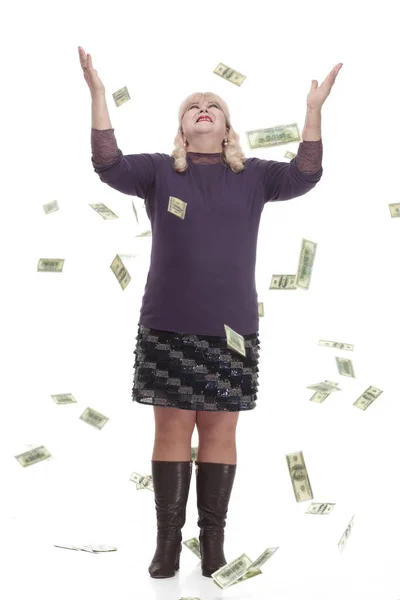 Na délku. příležitostná zralá žena s bankovkami . — Stock fotografie