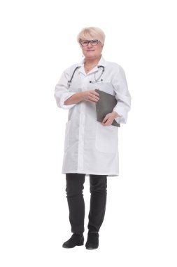Tam gelişim. Elinde dosya olan uzman bir doktor..
