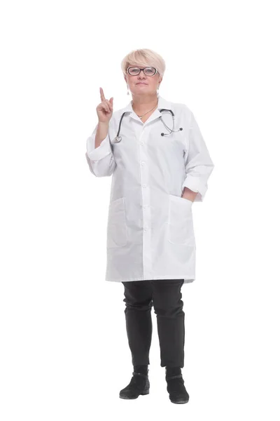 V plném růstu. kompetentní lékař v bílém plášti. — Stock fotografie