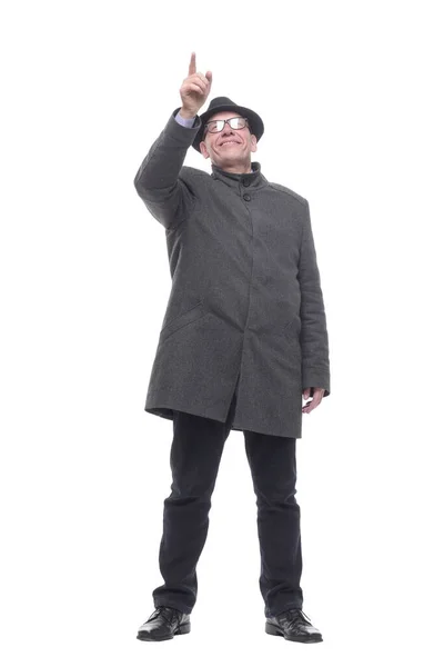 Эмоциональный мужчина в шляпе и осеннем пальто . — стоковое фото