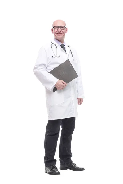 In full growth. senior doctor with clipboard. — Stock Photo, Image