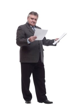 Bir yığın iş belgesi olan bir iş adamı. .