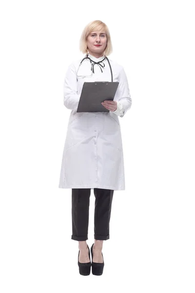 In full growth.qualified female doctor with clipboard. — Stockfoto