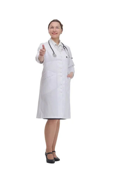 Femme médecin avec un stéthoscope. isolé sur un fond blanc. — Photo
