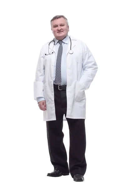 Médico competente em um casaco branco. isolado em um branco — Fotografia de Stock