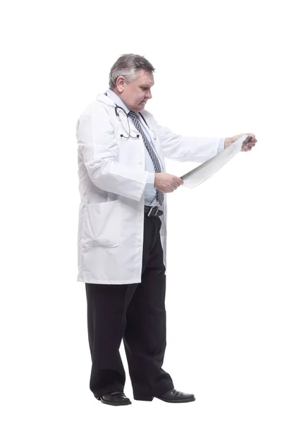 V plném růstu. kompetentní lékař s rentgenem. — Stock fotografie
