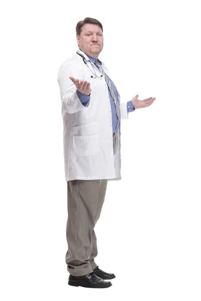 In full growth. friendly doctor in a white coat — Stockfoto